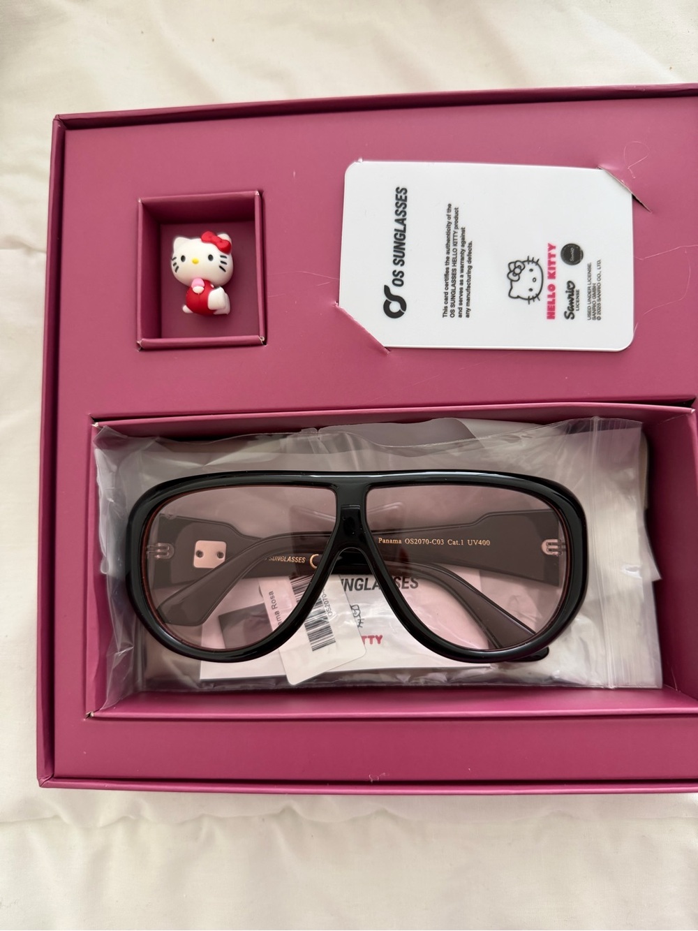 Hello kitty sunglasses